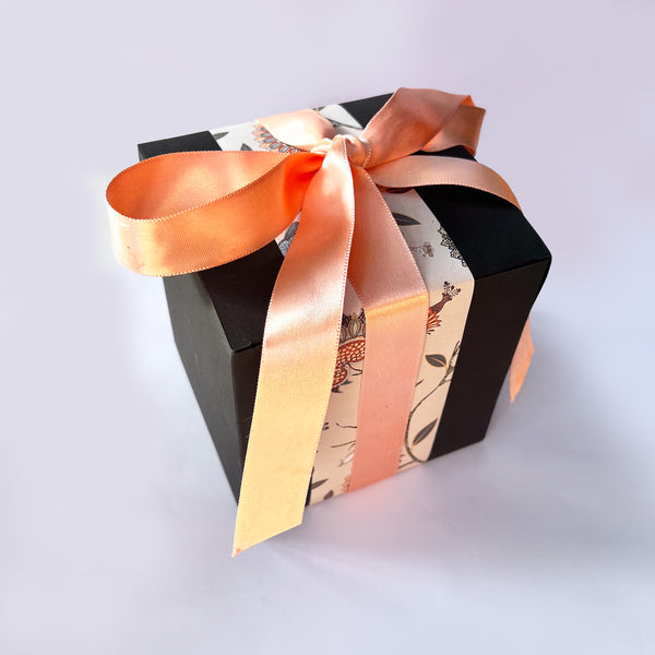 ReStory Gift box - Abundant Universe