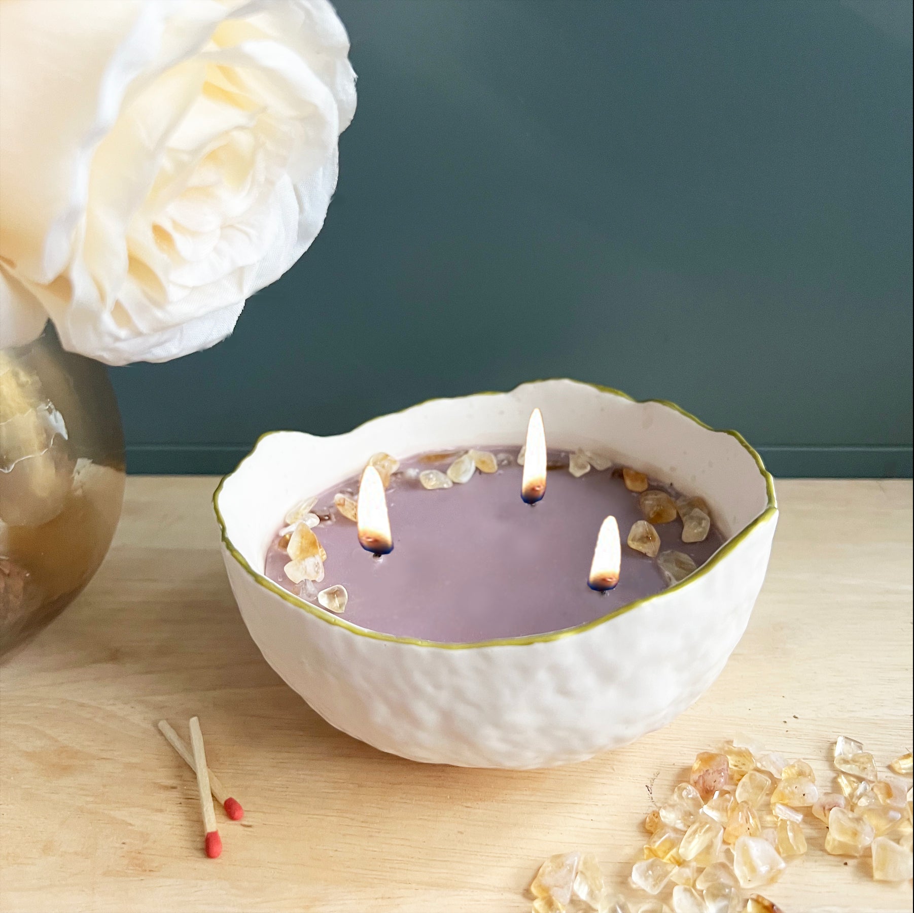 ReStory Scented candle in eco-resin bowl with Citrine chips